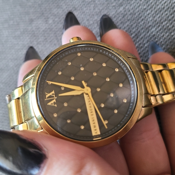 Armani Gold Watch - Picture 4 of 4